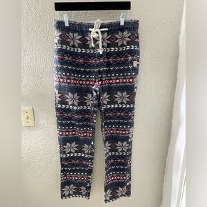 Abercrombie &‎ Fitch Cozy Cotton Winter Patterned Pajamas Size Small
